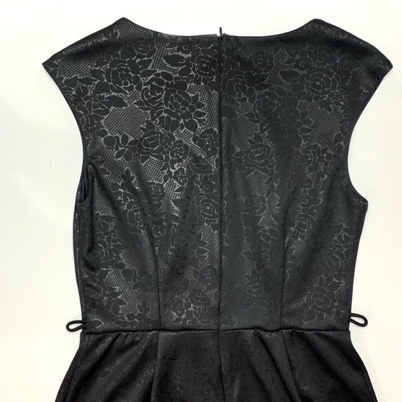 Mystic Black Flowery Dress - Picture 6 of 7